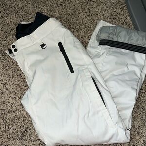 Women’s ski/snowboard pants